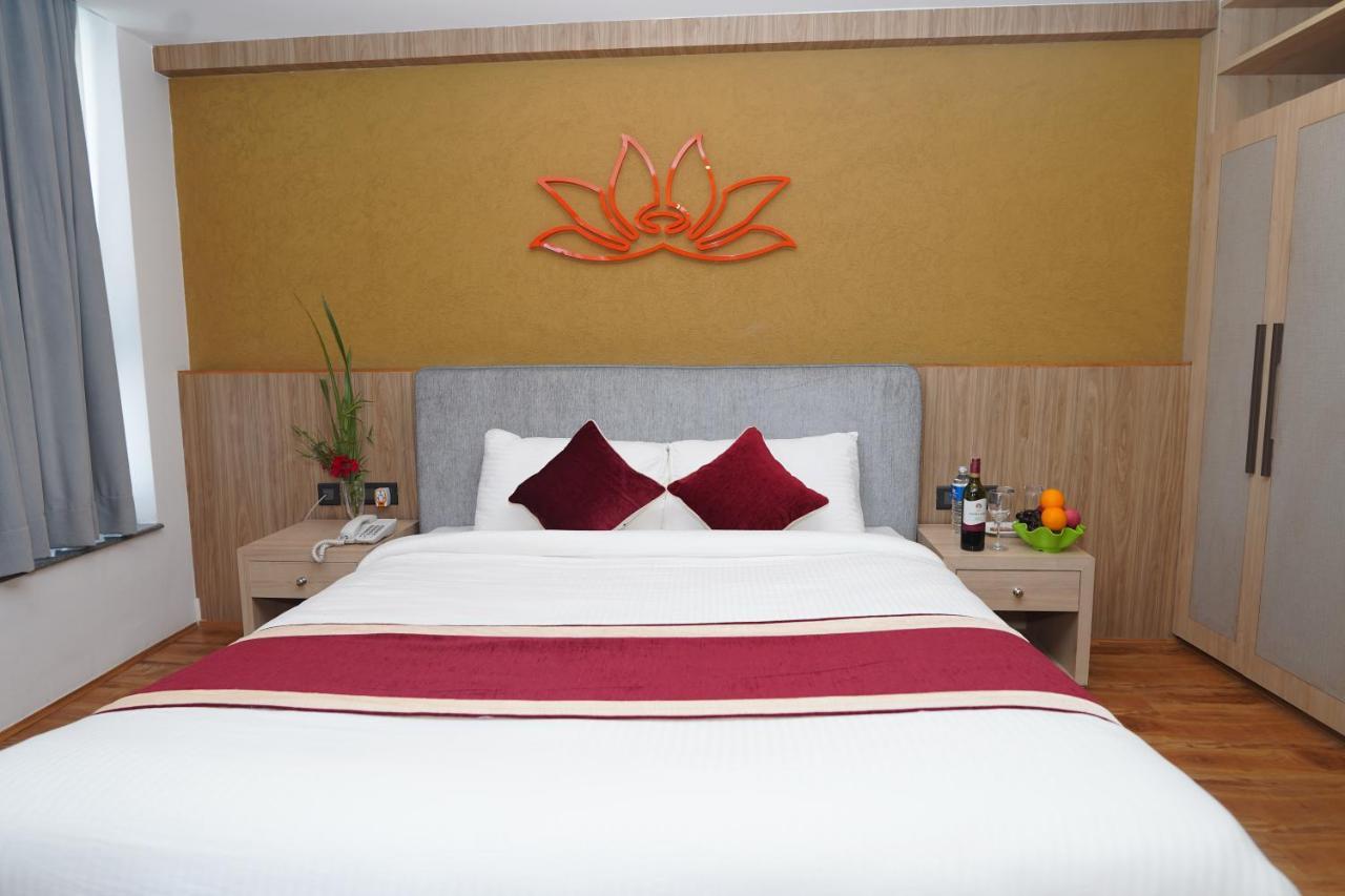 Lotus Shine & Amenities Hotel Kathmandu Ngoại thất bức ảnh